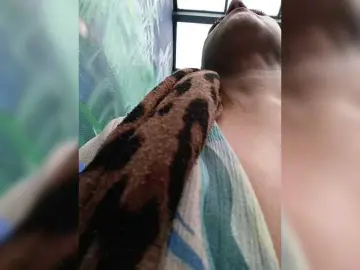 Bongacams Live Sex Cam of AlexaBrown12