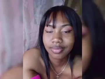 Bongacams Watch Live Sex Cams of Laurapink