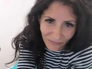 Bongacams Free Porn Cam of evacrisxxxx