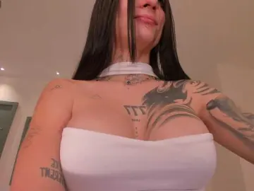 Bongacams Nude Webcam of MilaLawrence