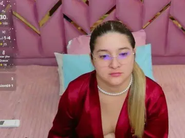 Bongacams Free Porn Cam of collegepawglovedaddy