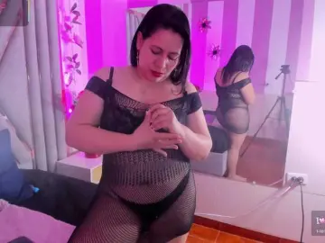 Bongacams Live Sex Cam of adri-rivera