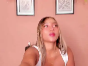 Bongacams Free Live Porn of SofiaBennet
