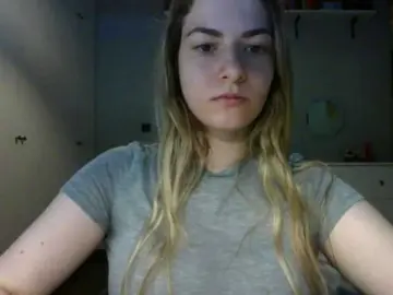 Bongacams Free Porn Cam of RosieJune