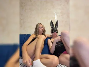 Bongacams Free Live Porn of Crystal1-1
