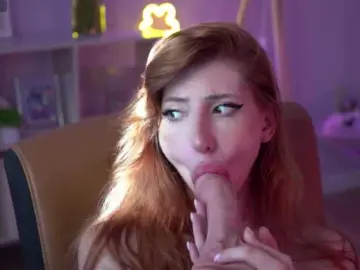 Bongacams Sex Cam of IzabellaSweet