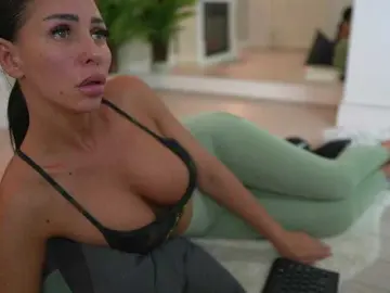Bongacams Best Webcam of MyaBlack