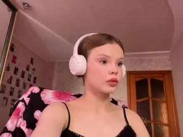 Bongacams Sex Cam of BreannTolbert