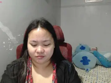 Bongacams Nude Webcam of BubbleButtPinay