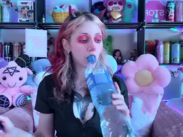 Bongacams Watch Live Sex Cams of Devil-Baby