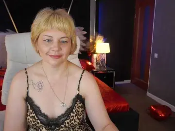 Bongacams Live Sex of AmiraNight