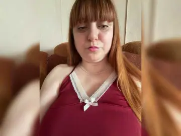 Bongacams Live Sex Cam of MilfaSguirt