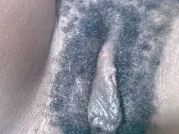Bongacams Watch Live Sex Cams of Skinybitchx