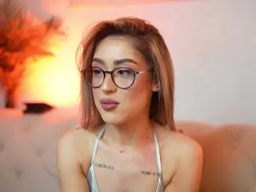 Bongacams Free Live Porn of AileenKiss