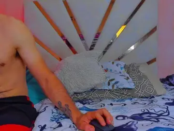 Bongacams Best live sex cam show of AmyAndAlex