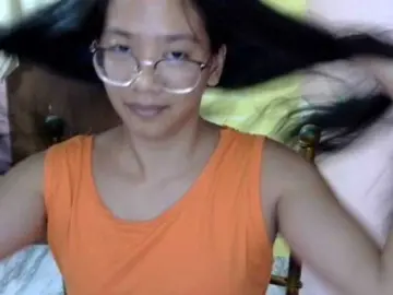 Bongacams Watch Live Sex Cams of MystiqueMiss