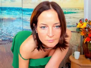 Bongacams Live Sex Cam of SatyneQueen