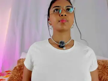 Bongacams Private Sex Chat of Melodymoore