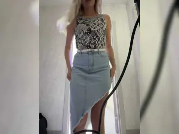 Bongacams Adult Webcam of Lovensesgirl