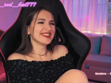 Bongacams Sex Cam of Supergirl7771