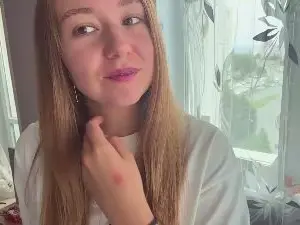 Cam4 Free Live Porn of CathiePonder