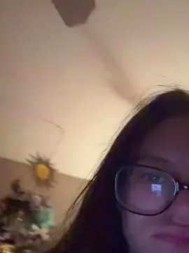 Cam4 Live Sex Cam of chxrry_b0mbz