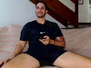 Cam4 Live Porn of bigale24