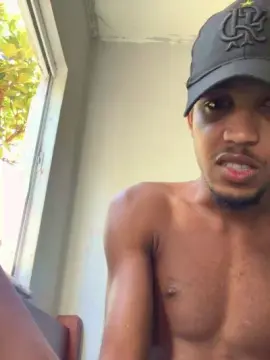 Cam4 Live Porn of young_safado