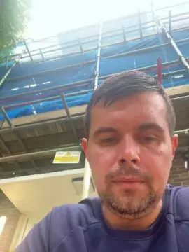 Cam4 Sex Chat of Leo_Iron