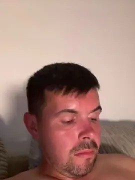 Cam4 Adult Webcam of Leo_Iron