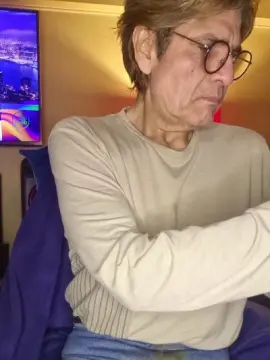 Cam4 Live Porn of calenton65