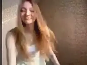 Cam4 Live Sex Cam of IvanaDipiero