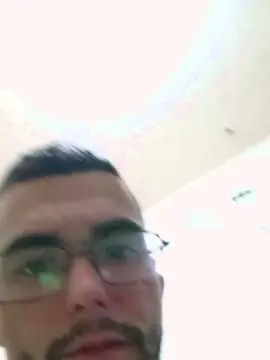 Cam4 Sex Cam of Abrahao22