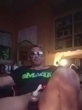 Cam4 Live Sex of Daddydonkey8
