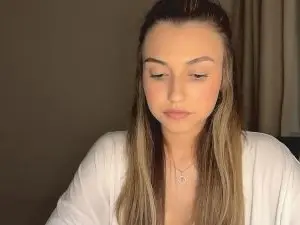 Cam4 Free Porn Cam of AntoniaGirote
