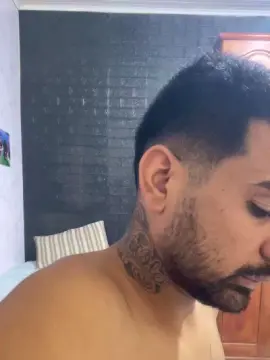 Cam4 Live Sex Cam of Roubacena