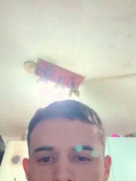 Cam4 Sex Cam of Leoo2277