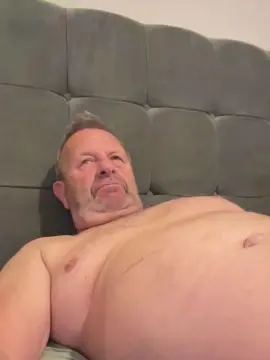 Cam4 Live Sex Cam of curvycock67
