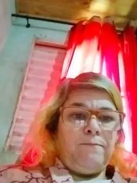 Cam4 Watch Live Sex Cams of Manuela305