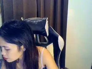 Cam4 Watch Live Sex Cams of sweetluna98