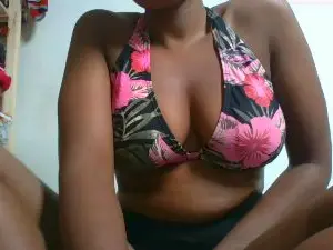 Cam4 Free Live Porn of Elysa