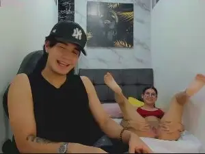 Cam4 Free Porn Cam of sweetauracouple