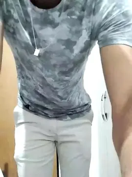 Cam4 Live Porn of maxshuel