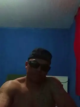 Cam4 Watch Live Sex Cams of VitorhugoDotado