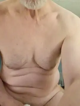 Cam4 Free Live Porn of roumulus82