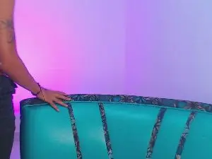 Cam4 Live Porn of lilith_nyx333
