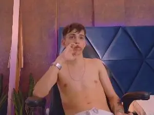 Cam4 Best Webcam of LionFoster