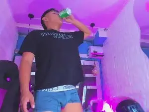 Cam4 Watch Live Sex Cams of Richi_hottt