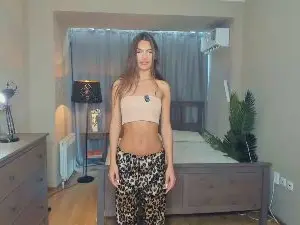 Cam4 Free Porn Cam of ShawanaSonkens