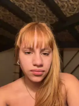 Cam4 Live Sex Cam of saraangelafern1